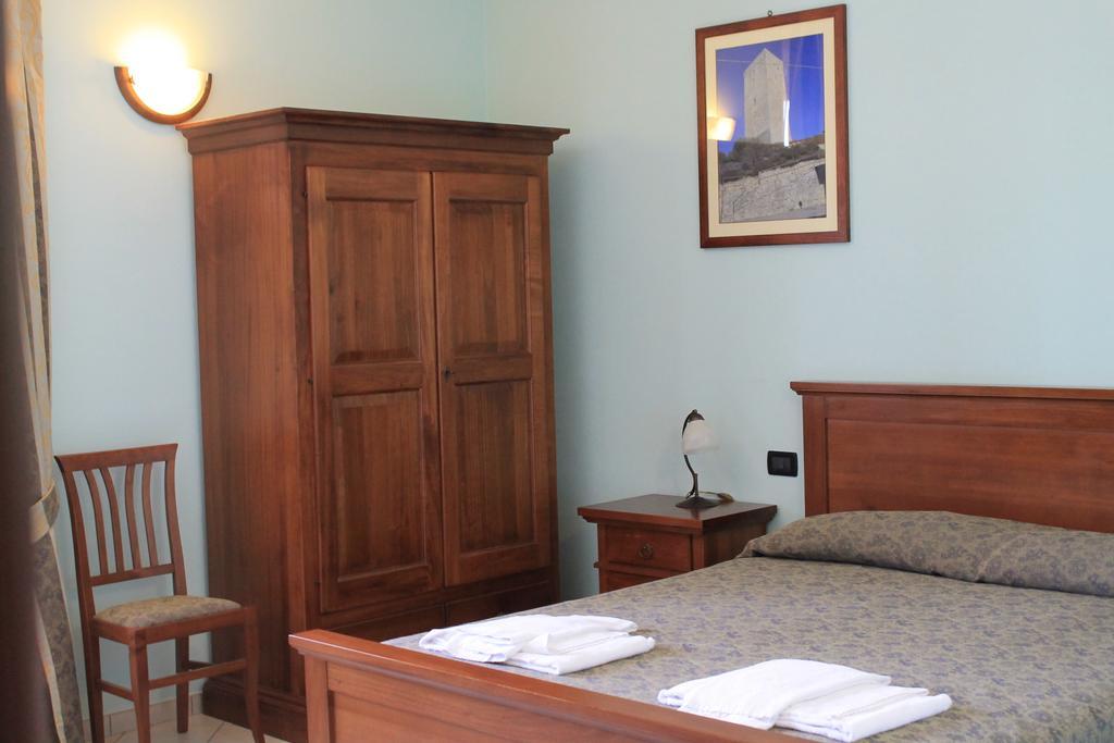 Villa Carla Castino Esterno foto